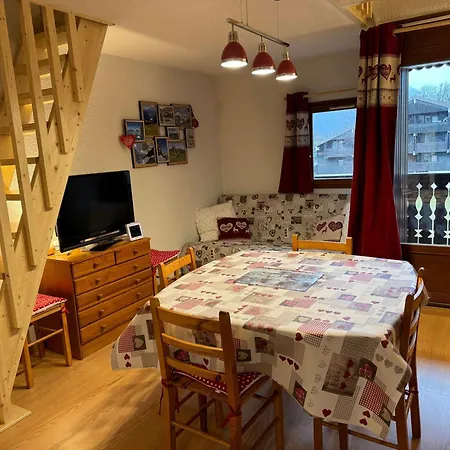 Apartment Renove Avec Multi Pass Offert, Proche Du Centre Du Village ! - Fr-1-692-13
