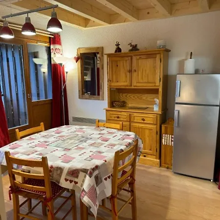 Renove Avec Multi Pass Offert, Proche Du Centre Du Village ! - Fr-1-692-13 Apartment *